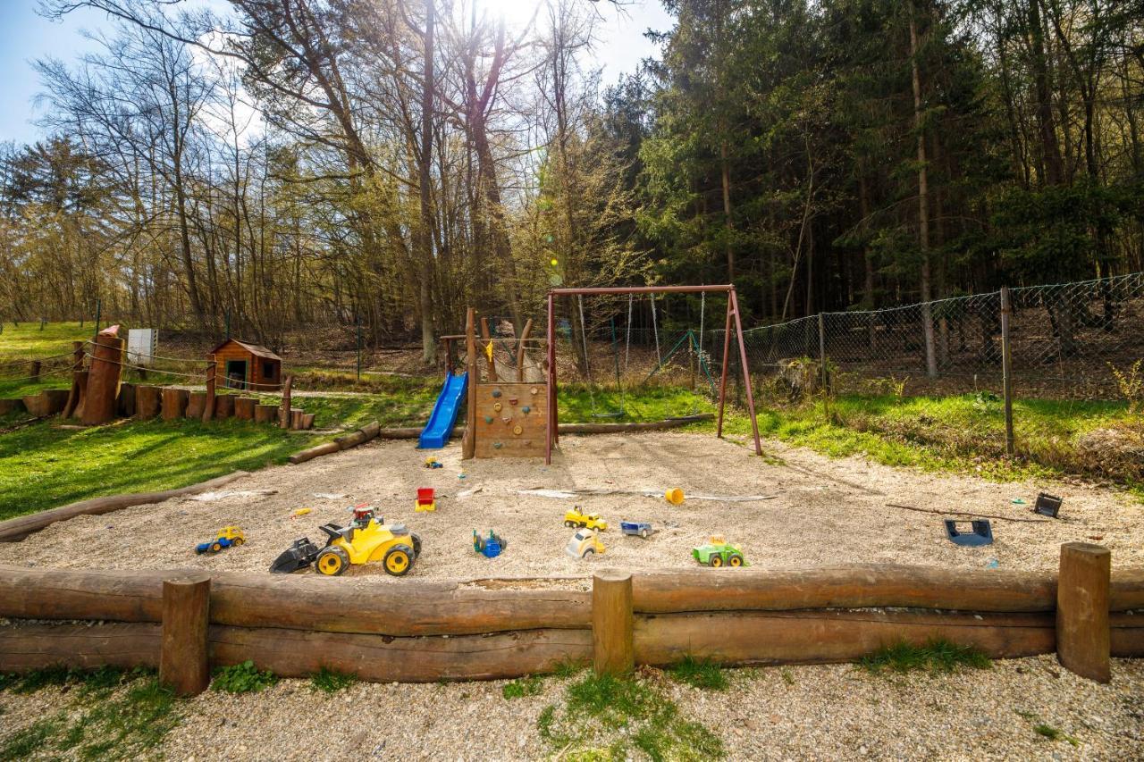 Pod Bresteckou Skalou Brestek Экстерьер фото