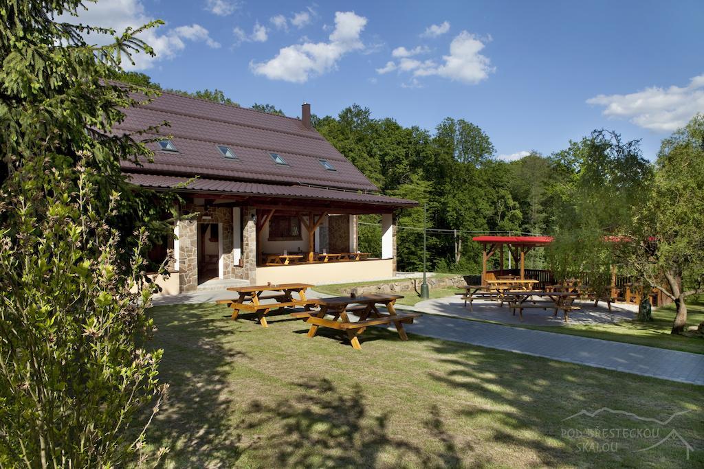 Pod Bresteckou Skalou Brestek Экстерьер фото